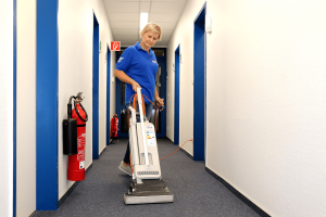 Reinigung von Büroflur